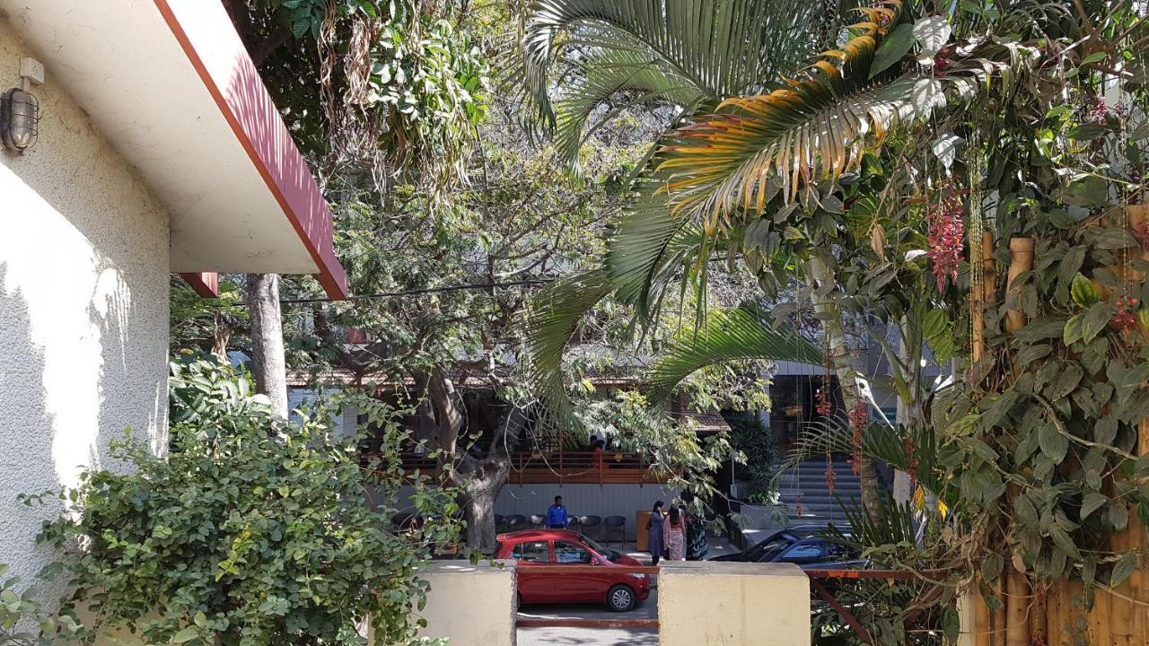 Be Animal Hostel Bangalore Esterno foto